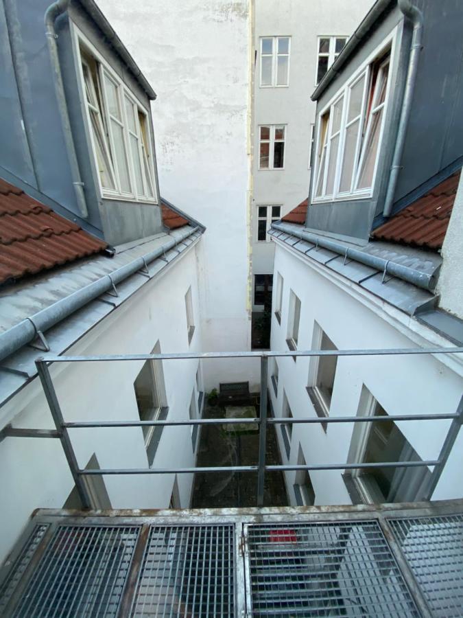 Appartement Pension 700M Zum Ring Βιέννη Εξωτερικό φωτογραφία