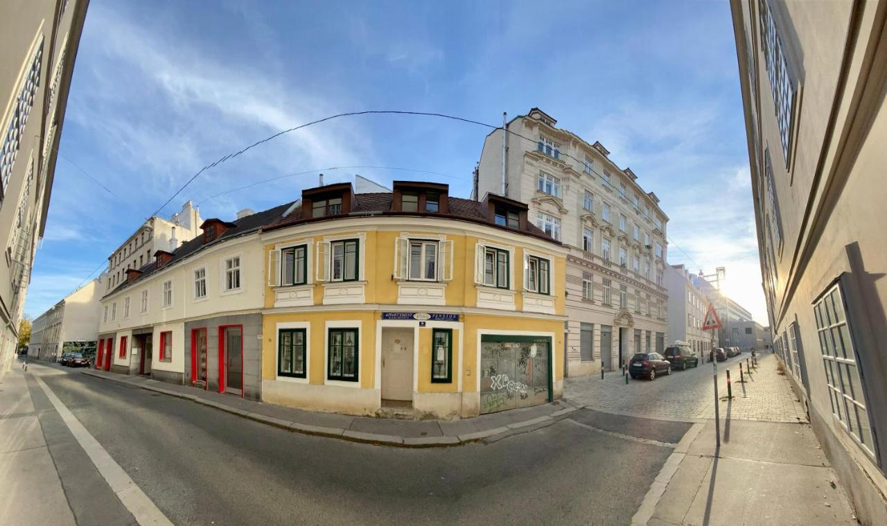 Appartement Pension 700M Zum Ring Βιέννη Εξωτερικό φωτογραφία