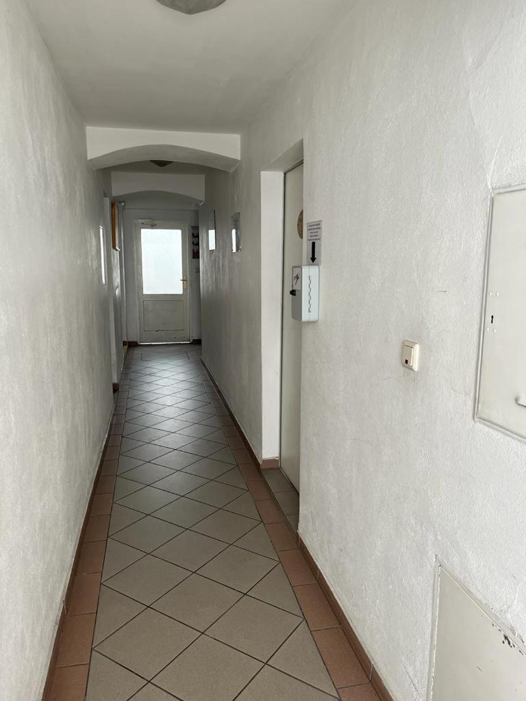 Appartement Pension 700M Zum Ring Βιέννη Εξωτερικό φωτογραφία